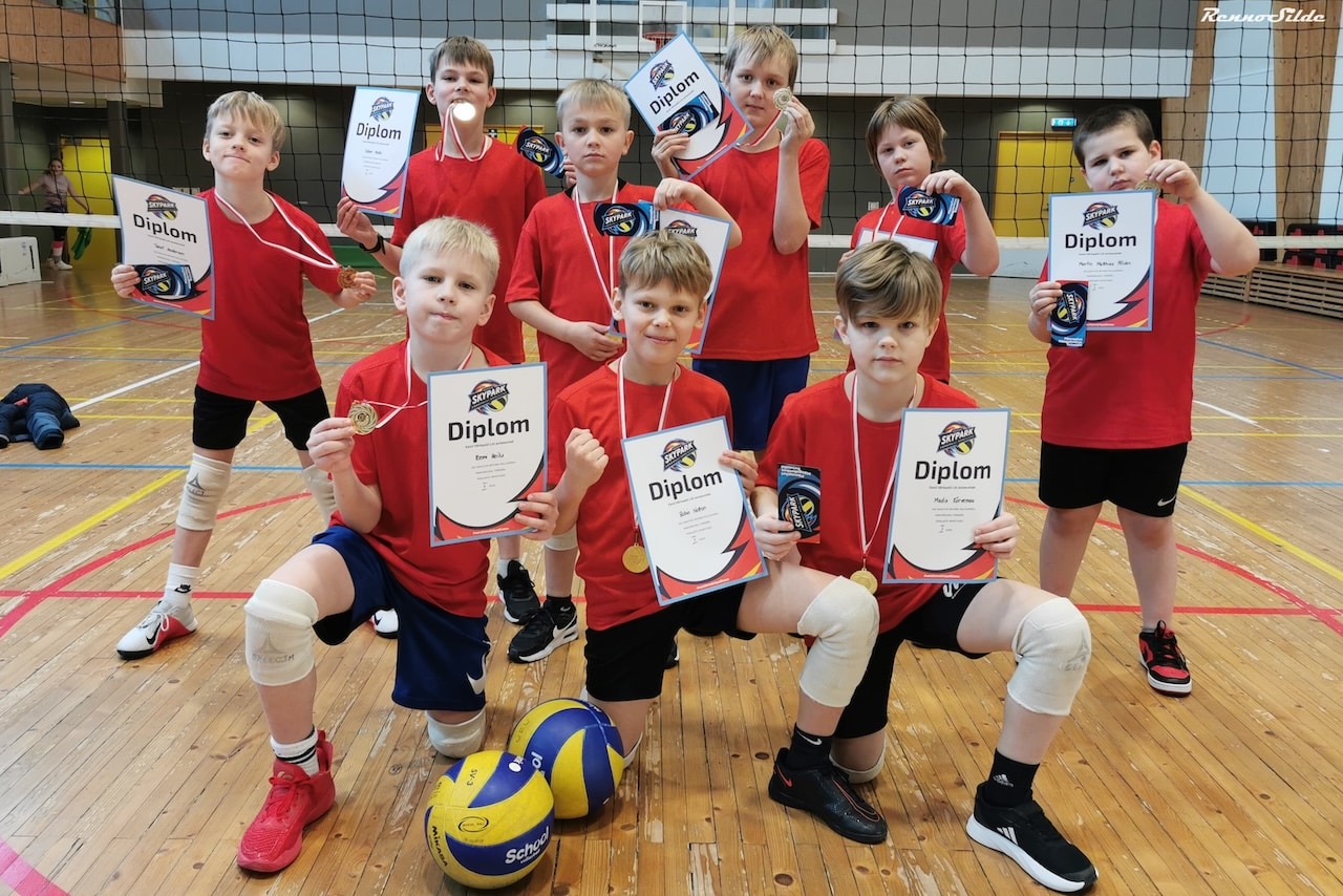 Võrkpalli pallilahingu meistrid on Oru ja Taebla – Läänlane.ee